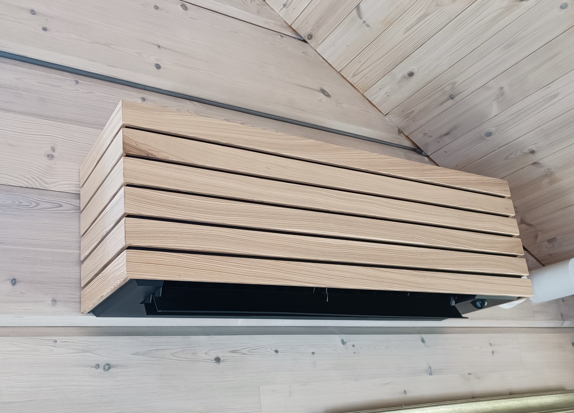 Toshiba Arctic Wood sisäyksikkö